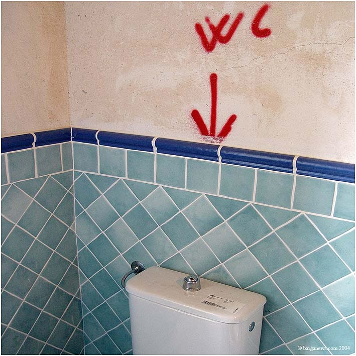 Toilet Graffitti – 22 April 2004