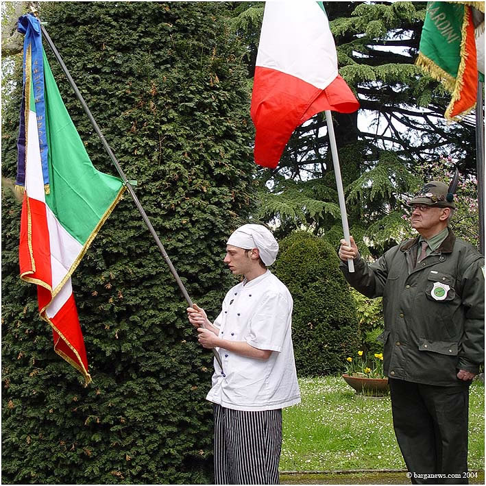 Cook – 25 April 2004