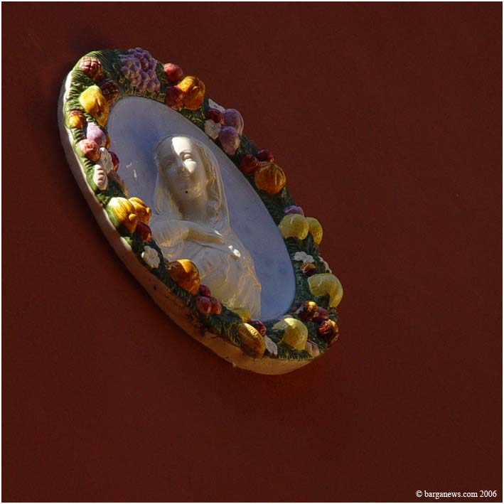 Barga Daily Image – 28 February 2006