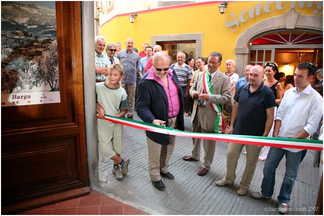 New book shop opens in Barga Vecchia