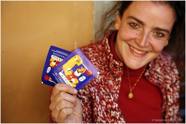 Figurini- collectable stick down political figures