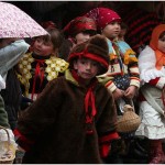 {barganews} A damp Befana arrives in Barga