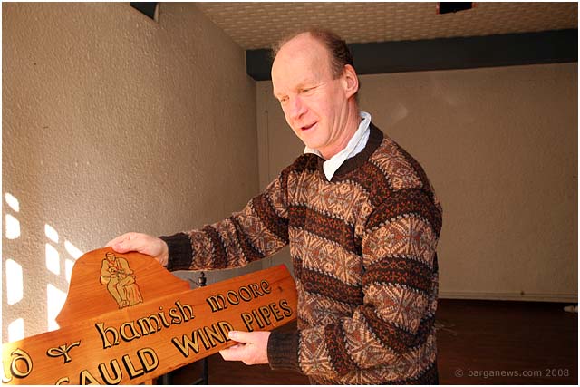 Hamish Moore – bagpipes studio in Piazza Angelio