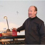 {barganews} Hamish Moore - bagpipes maker in Piazza Angelio