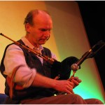 {barganews} Hamish Moore - bagpipes studio in Piazza Angelio