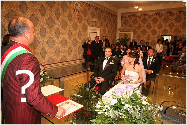 The Mayor’s Sash – Fascia Tricolore – left or right?