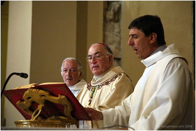 Bishop of Glasgow announces Italian Cloister Garden