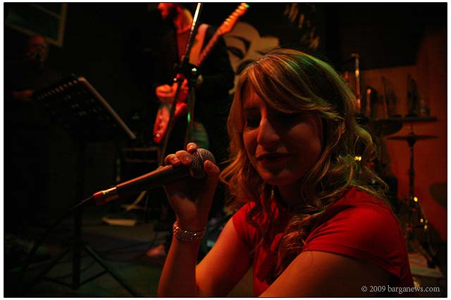 burning room blues band play barga 20091106_0459 burning room blues band play barga 20091106_0459