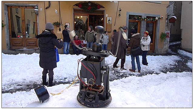 Minimalist Santa plays with live musicians