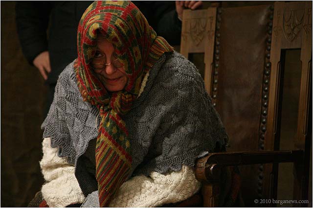 A wet Befana arrives in Barga