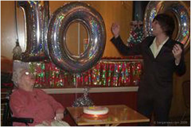 Paolo Nutini makes 100th birthday wish come true