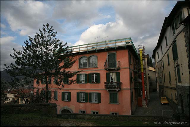 Terracotta Tiles On The Roofs In Barga 20100203 0001 – 3 February 2010