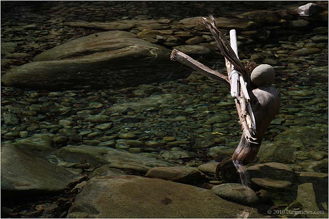 Stone balancing is back