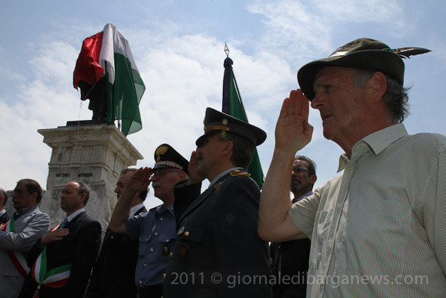 Restored Mordini statue unveiled