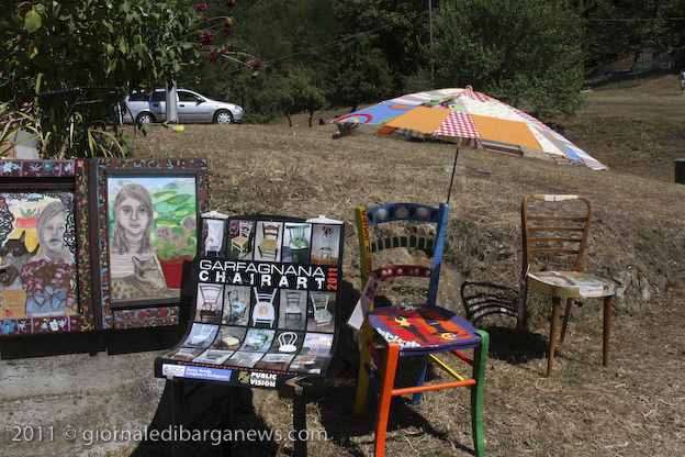Chair Art si avvicina a Barga