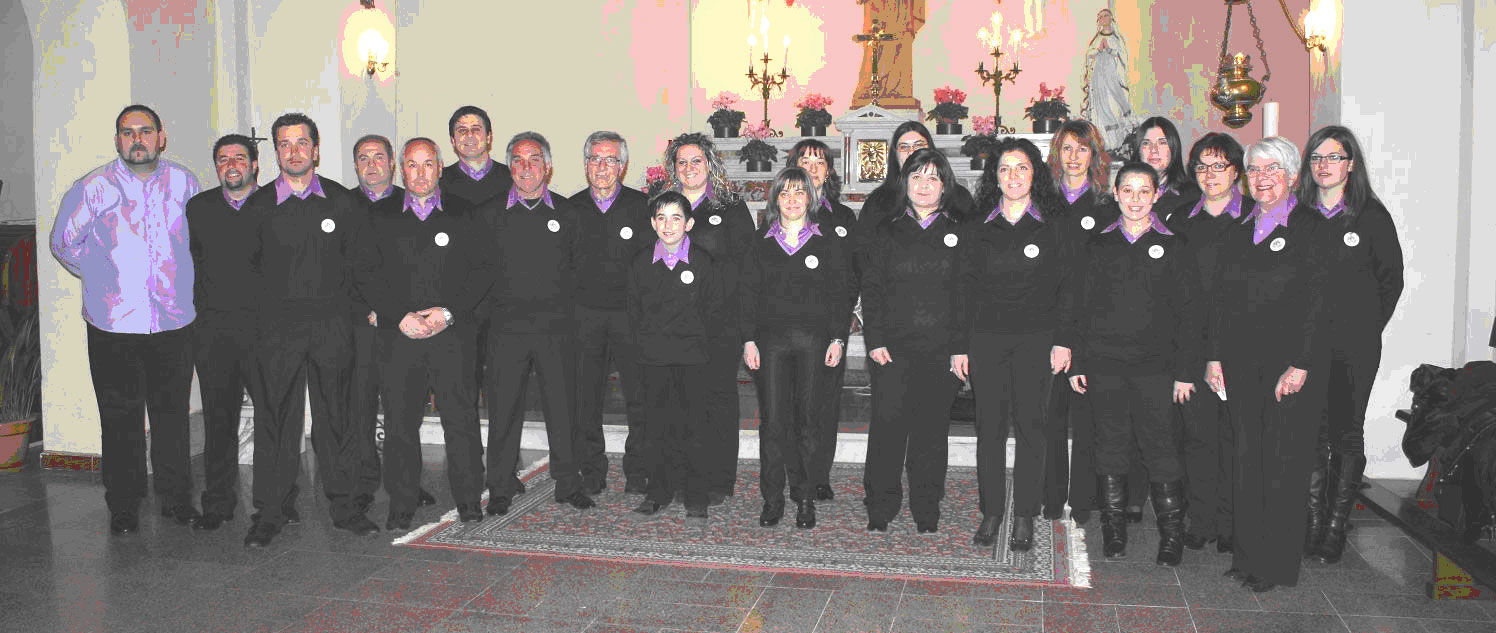 Ovazione a Palleroso per le “Voci del Serchio”