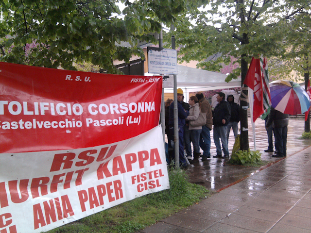 Al “primo Maggio” di Fornaci anche uno presidio dei lavoratori del Corsonna