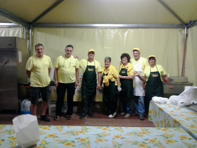 Successo per i polentari di Filecchio al Settembre lucchese
