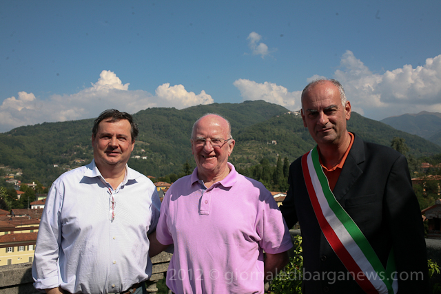 Pat O’Brien OBE the ex – Provost of East Lothian in Barga
