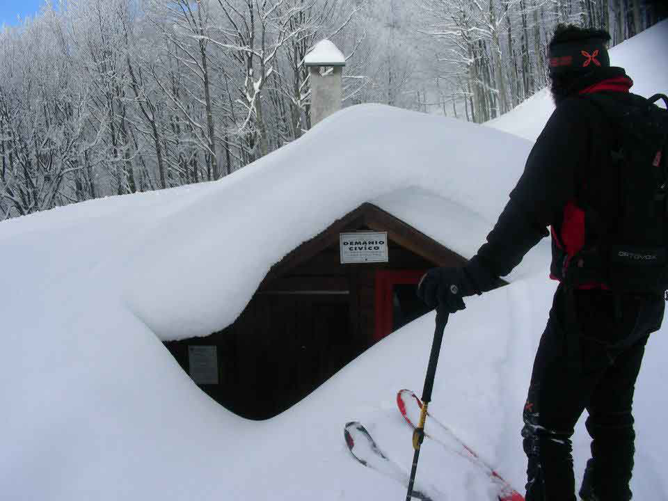 Sicurezza sulla neve: un incontro al rifugio Santi alla Vetricia