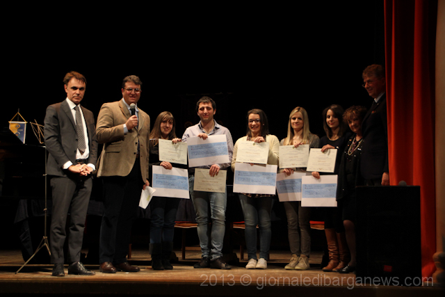 I Lions sostengono i giovani. Consegnate borse di studio agli studenti dell’ISI Barga