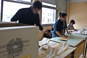 Claudio Menconi alla Pasticceria De Servi Festa dei 5 anni