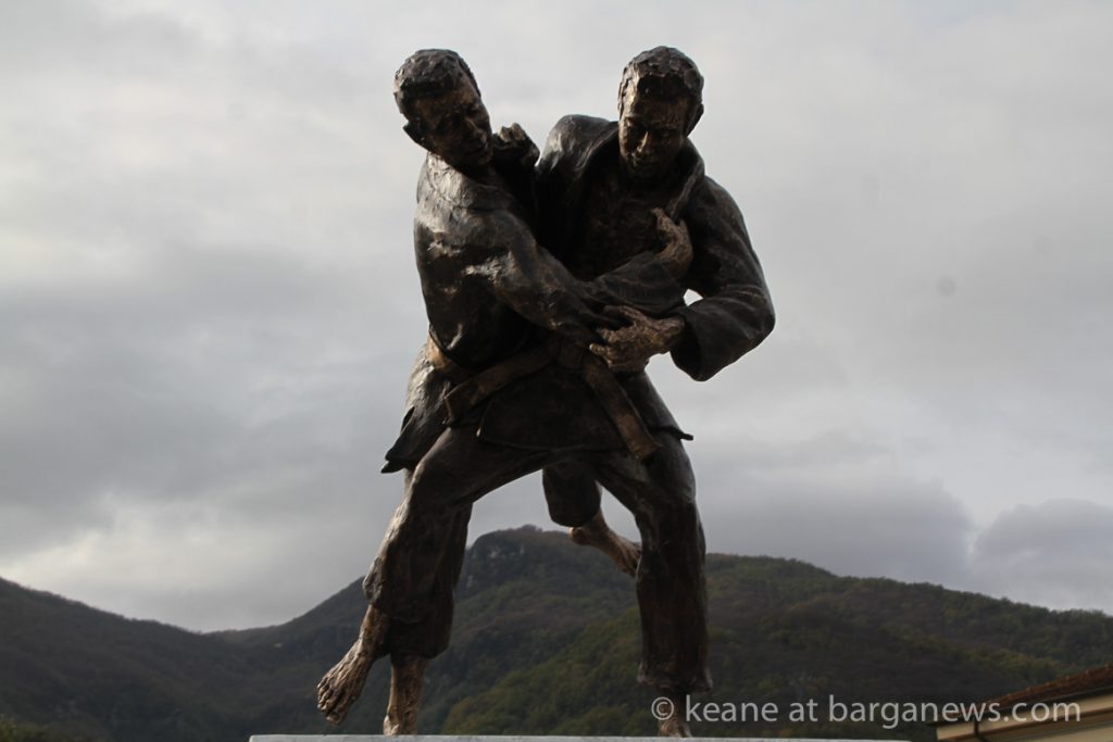 First Judo statue in Italy installed at Fornaci?