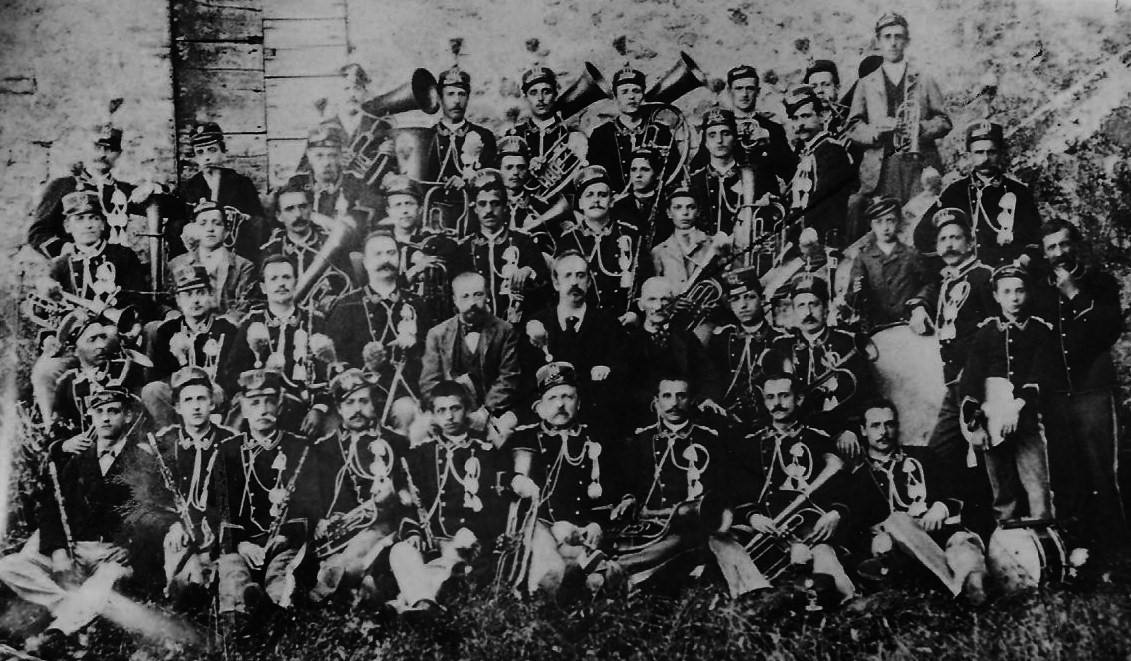 Images of the Barga Band
