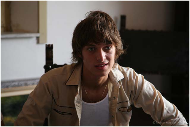 Paolo Nutini talks about Barga on BBC radio 4