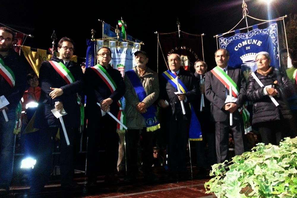 Fiaccolata n 35 a Gallicano﻿