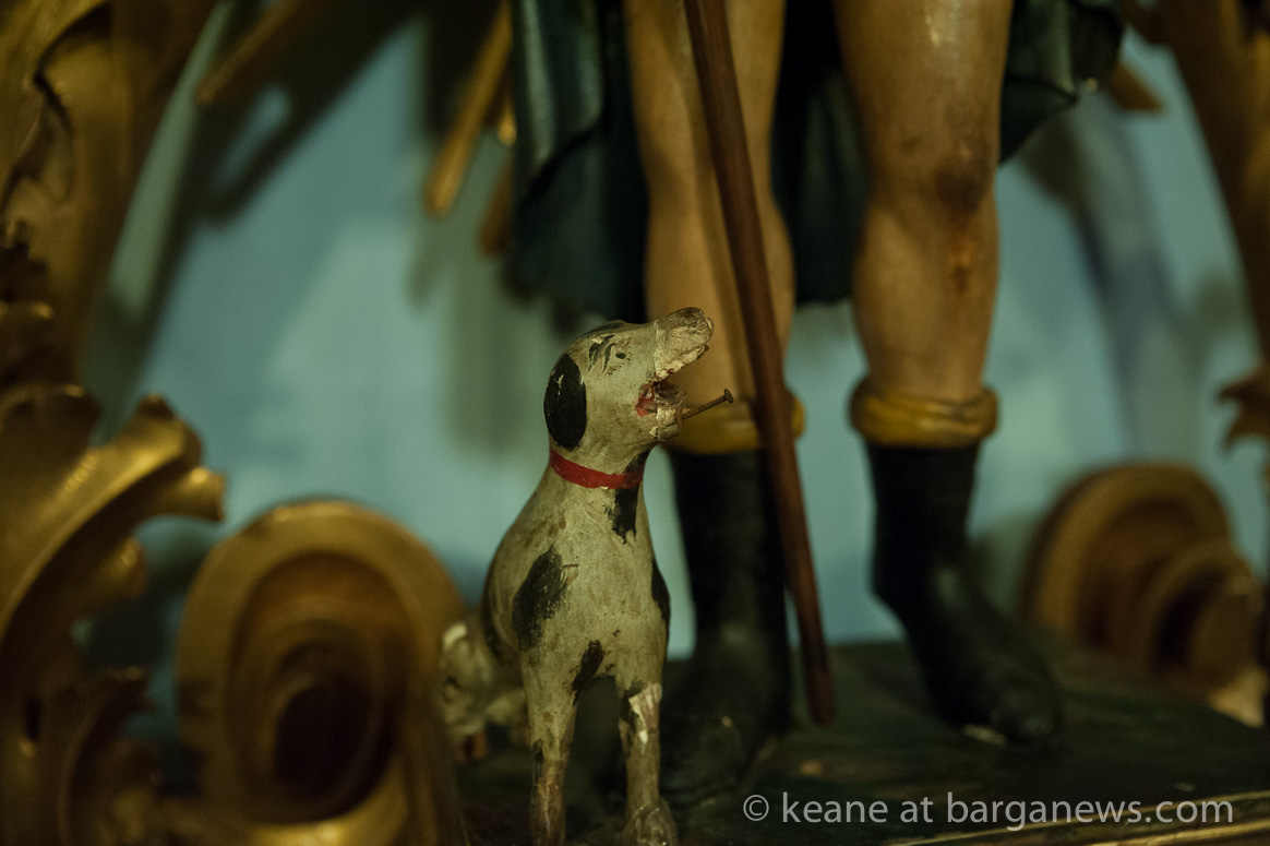 San Rocco – church, bells, market stalls and liscio music