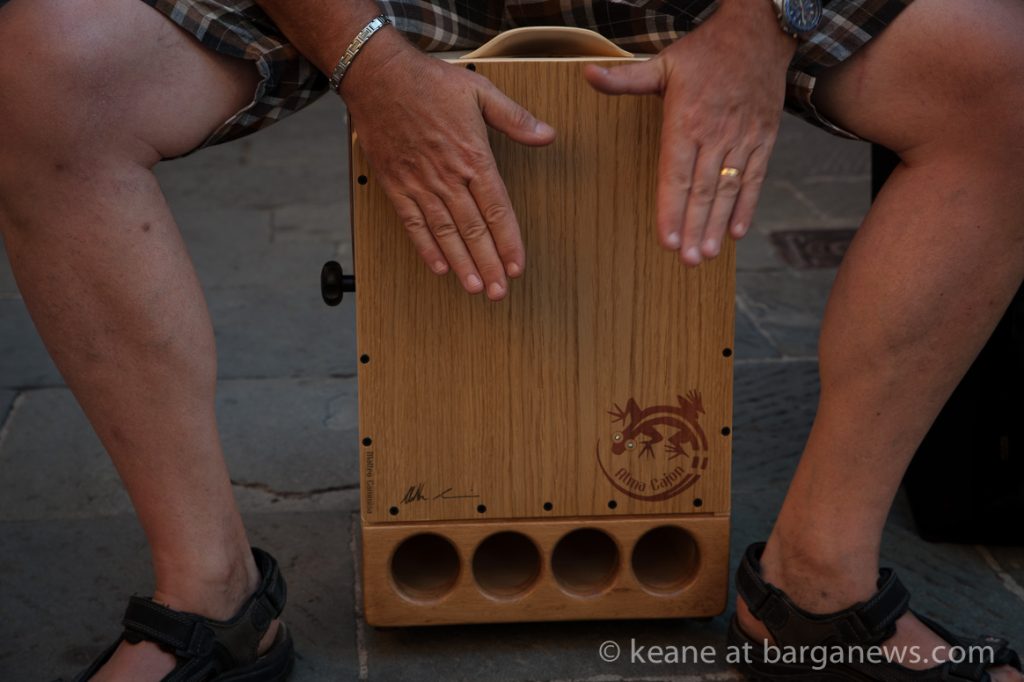 The Aristodemos and the cajón drum