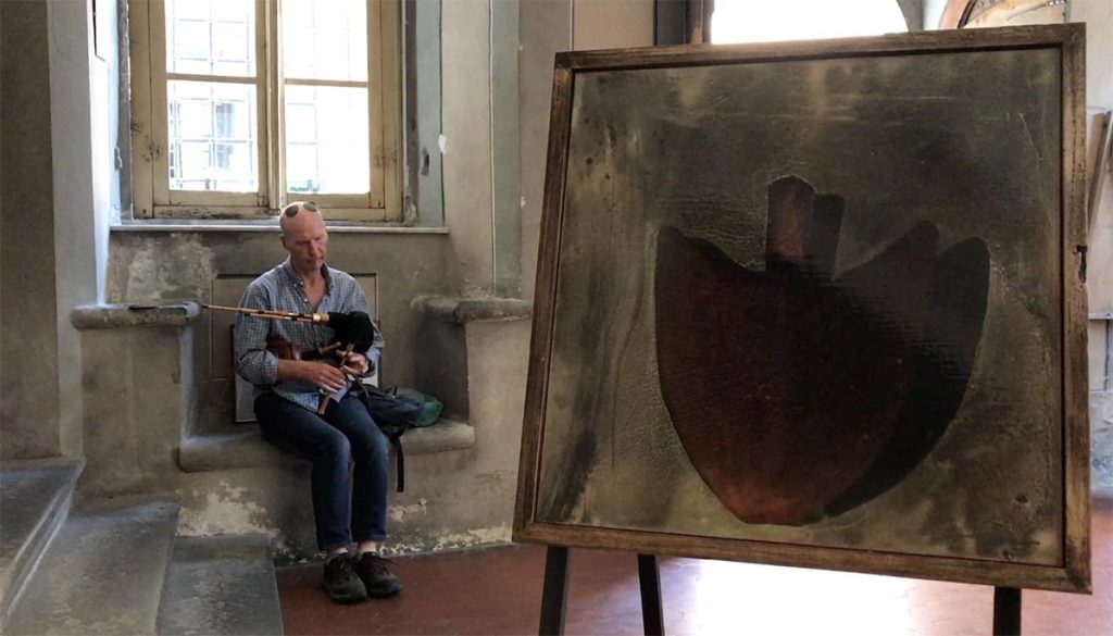 Hamish Moore: The Barga vanga paintings