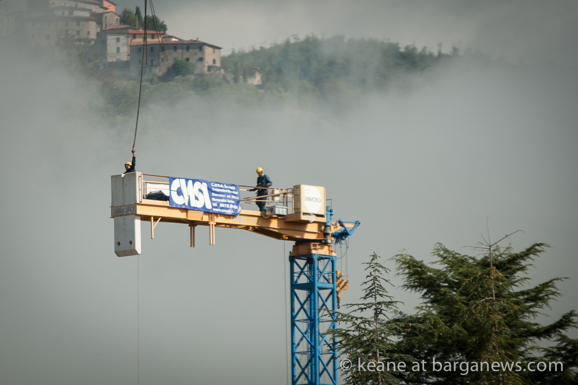 Crane finally dismantled