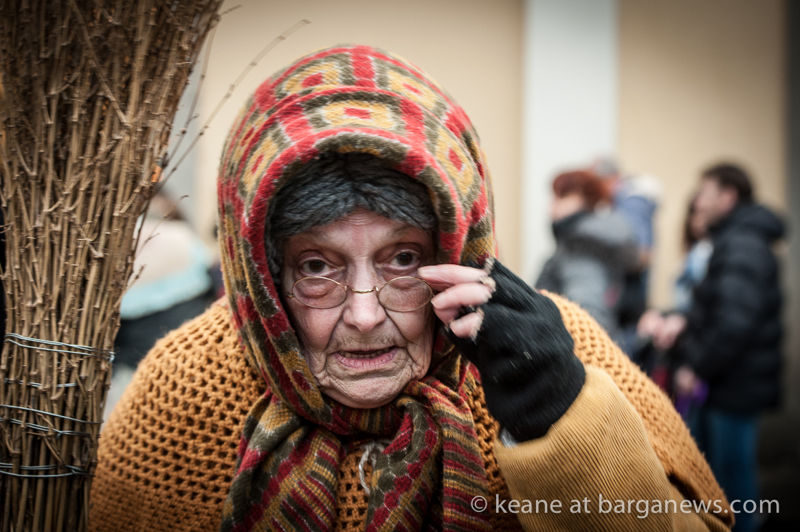 La Befana arrives in Barga on her broomstick