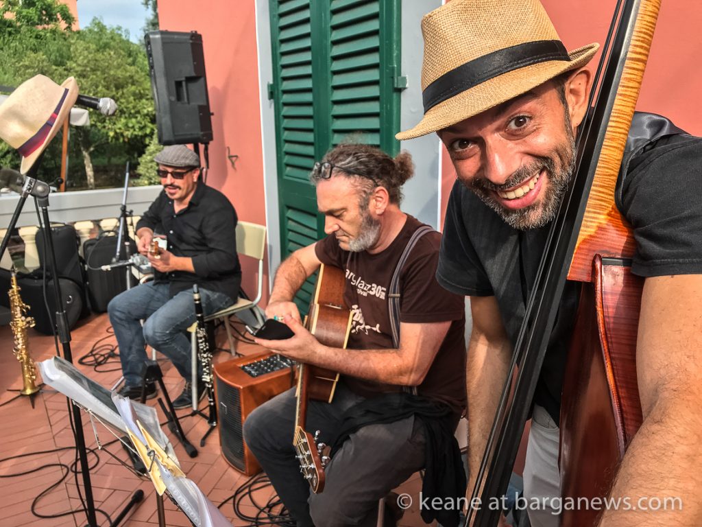 The Aristodemos play the Villa di Riposo Pascoli