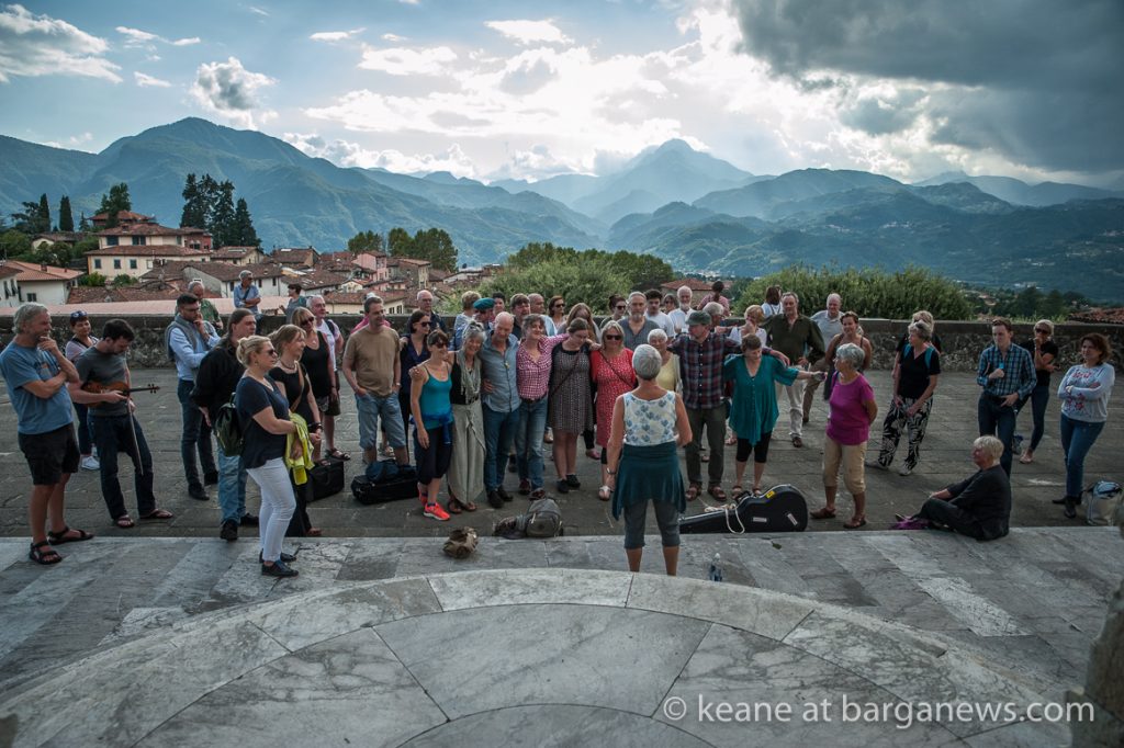 Scots and Gaelic traditional song, music and dance