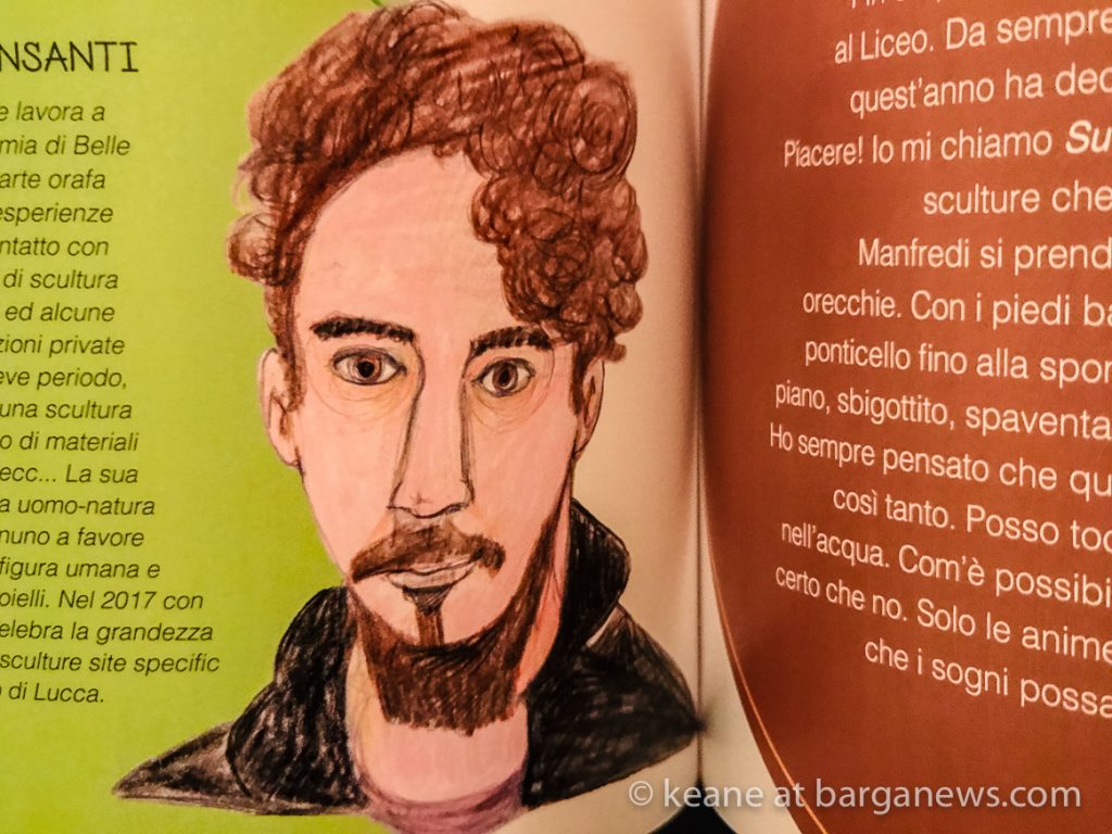 L’uomo della statua iniziò a suonare