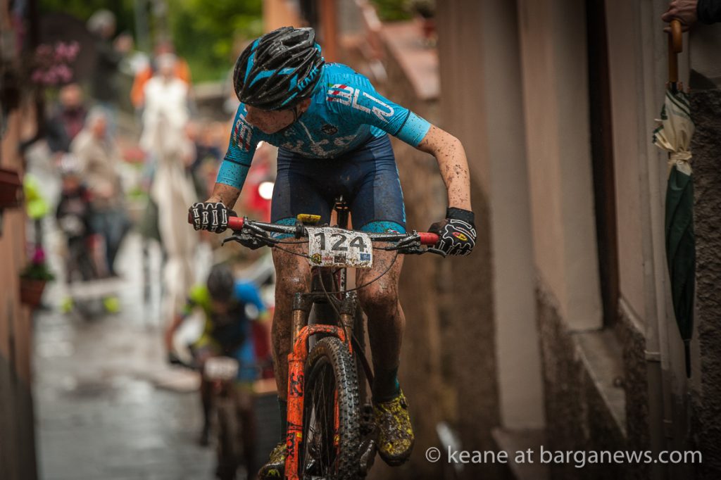 Mountain Bikes race through Barga Vecchia