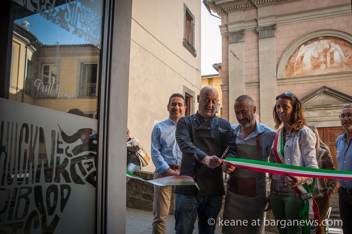 New grill house opens in Barga Vecchia
