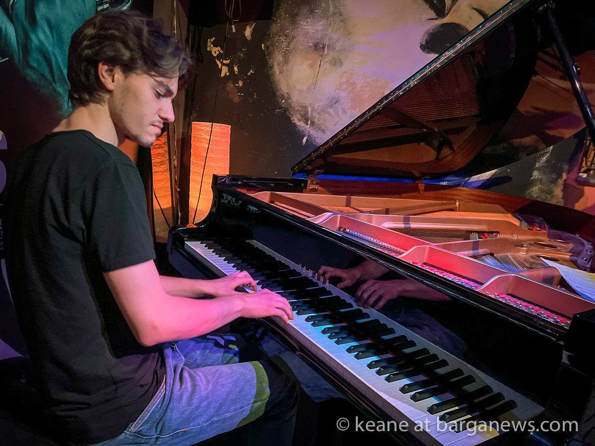 images from barga -43902