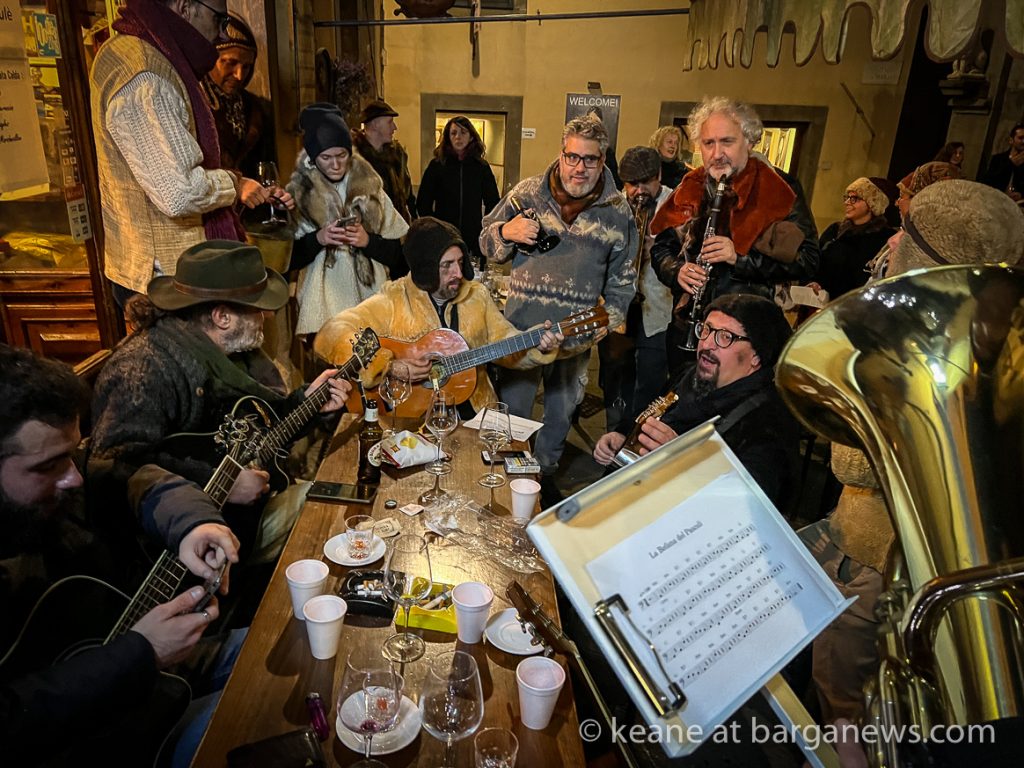 La Befana and Befanotti in Barga 2023