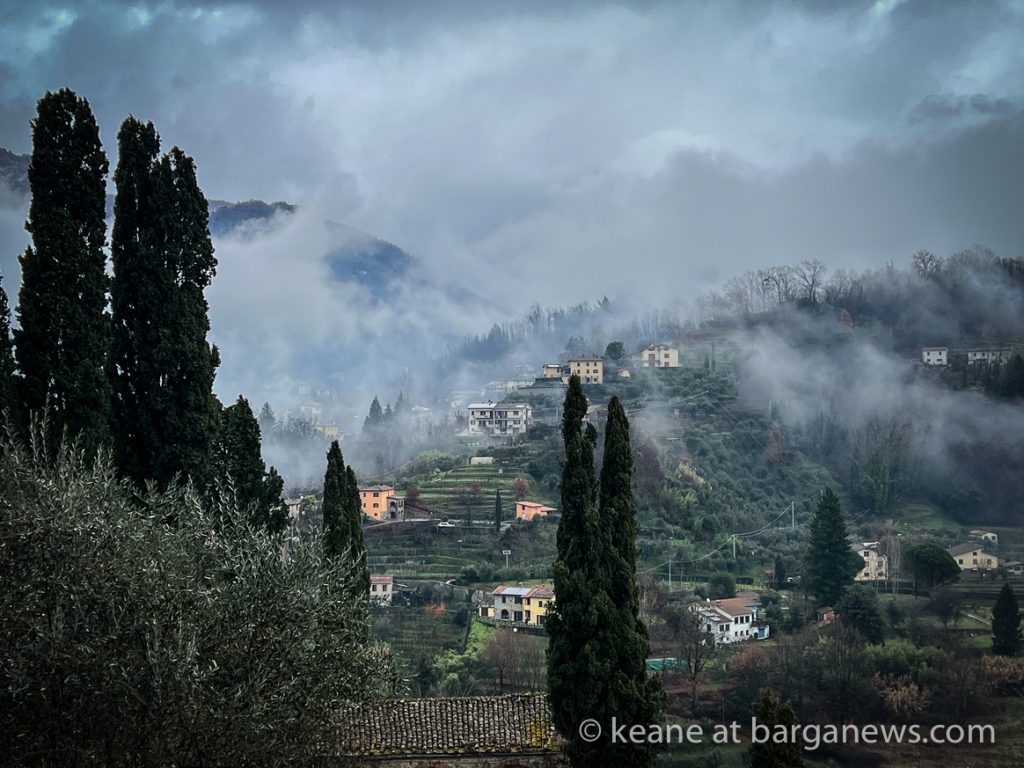 Barga and low clouds in January