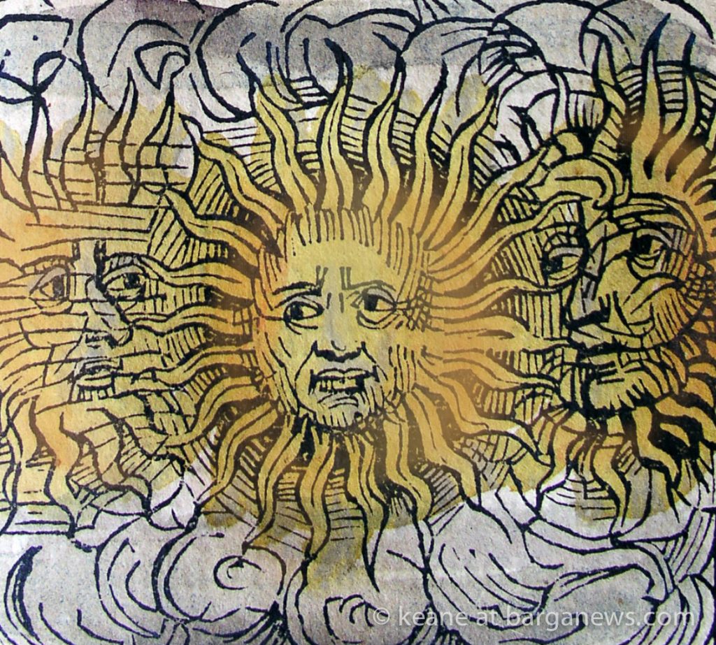 Triple sunset over Barga Vecchia