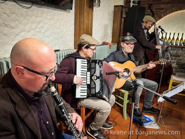 images from barga -3508