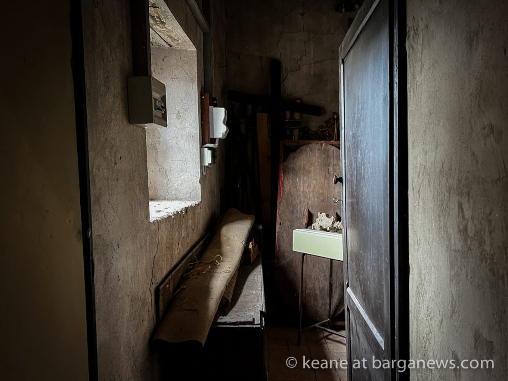 images from barga -5988