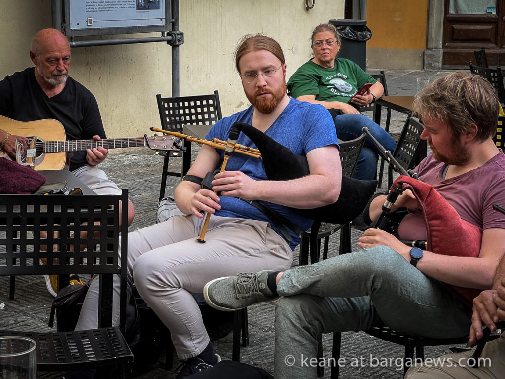 Barga: School of Traditional Song, Music and Dance