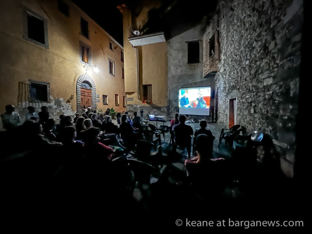 Piazza Giannetti in Barga Vecchia – Fuori Serie