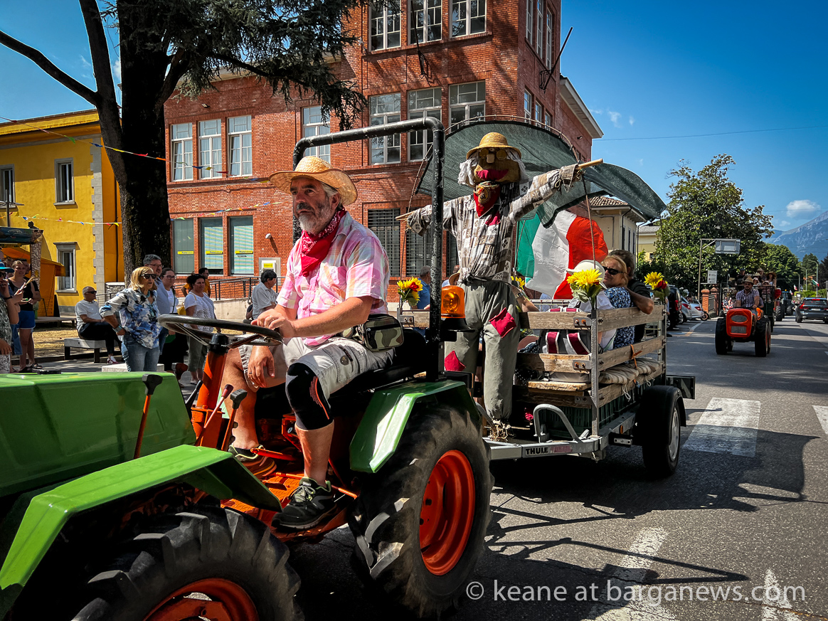 Trebbiatura – tractor parade