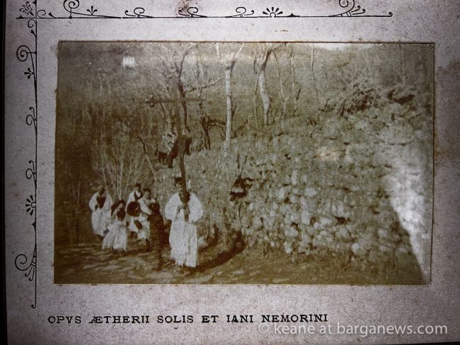 images from barga -13989